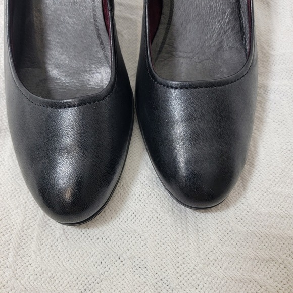 Tamaris Black Leather Round Toe Block 3" Heel Pumps Touch It Footbed EU 42 US 10 - Picture 14 of 15